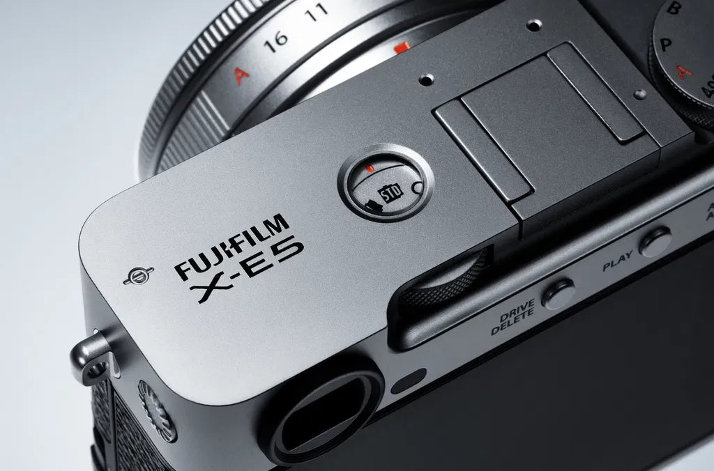 Pre-Order | Fujifilm X-E5 Body with XF23mmF2.8 Kit