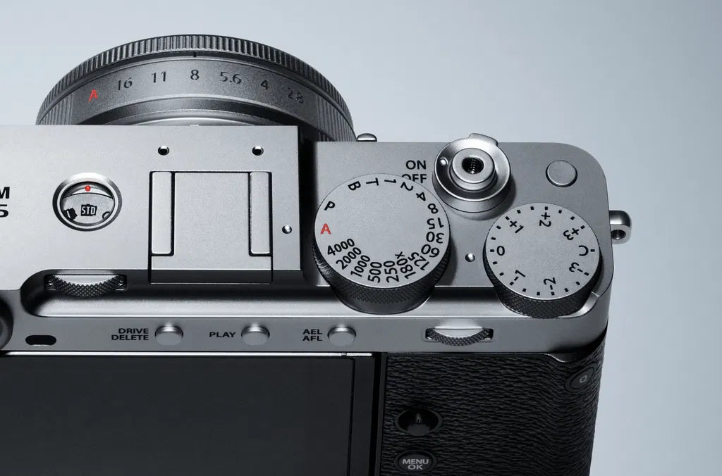 Pre-Order | Fujifilm X-E5 Body with XF23mmF2.8 Kit